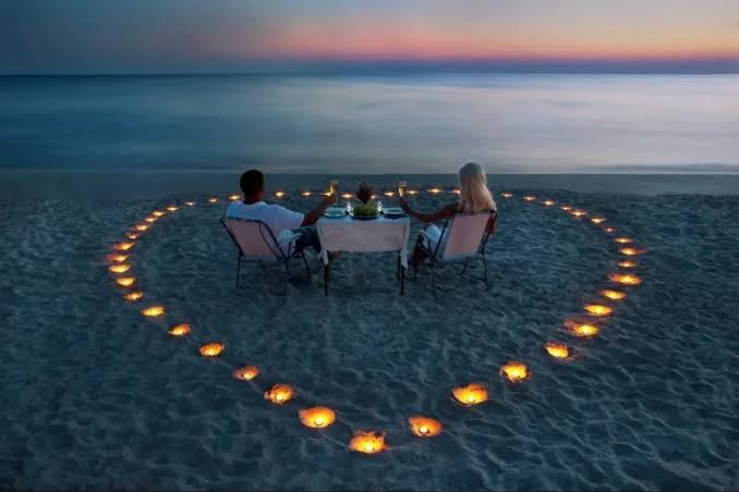 Romantic Nairobi honeymoon experience with wildlife viewing and the city skyline in Kenya